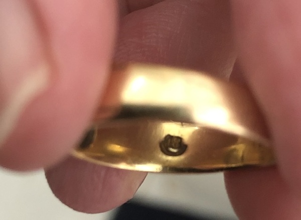 Any ‘proper’ jewellers around?