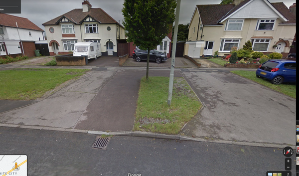 Another CF neighbour parking one...