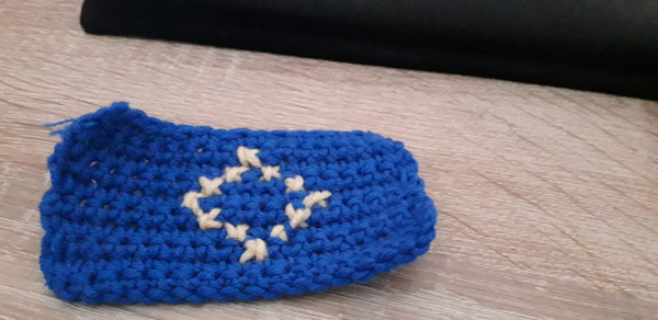 Woolly Hugs. A Blanket for the family of the wonderful NormaStanleyFletcher.