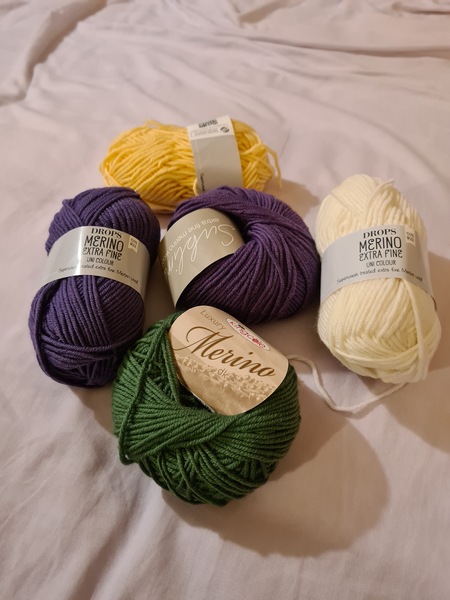 Woolly Hugs. A Blanket for the family of the wonderful NormaStanleyFletcher.