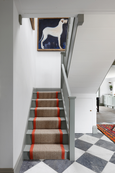can you help with 1910 semi hallway?