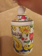 Please help me find this L'Occatine product!