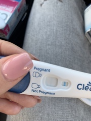 Clear blue early pregnancy test concern!!