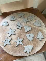 Can we have a Christmas wrapping thread?!