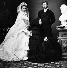 Royal Style - I’m not qualified but you can’t cut me off when there’s a wedding dress to look at...