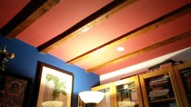 Show me your brown ceilings