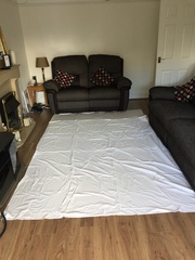 Which size rug will look better here?