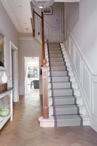 can you help with 1910 semi hallway?