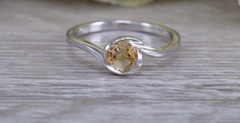 Looking for a ring like this...