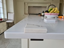 Caesarstone disaster - worktop does not match sample supplied