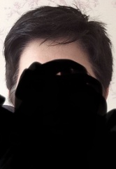 Transitioning to grey from brunette