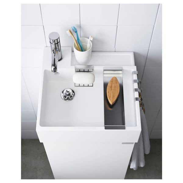 Which toilet seat and sink would go with this toilet?