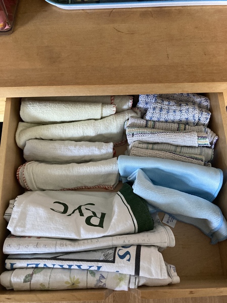 De-cluttering with pics
