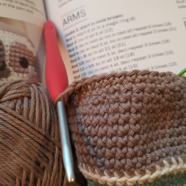Knit, Crochet and Natter Thread