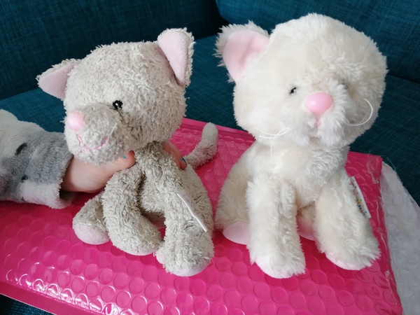 Share your stories about your children’s favourite toys with Munchkin Nursery Steriliser - £100 voucher to be won