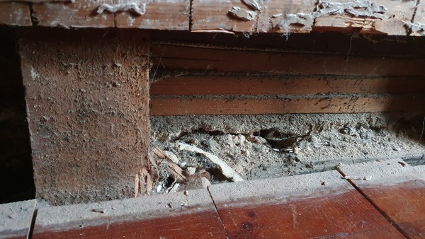 Is this a lath and plaster wall?