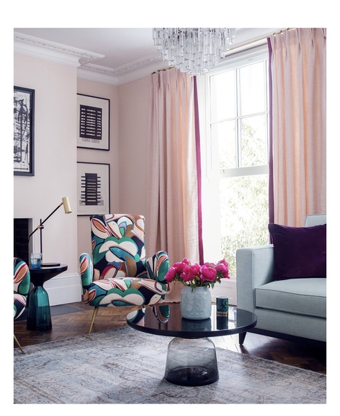 What colour walls and curtains to go with this (feature wall) wallpaper?