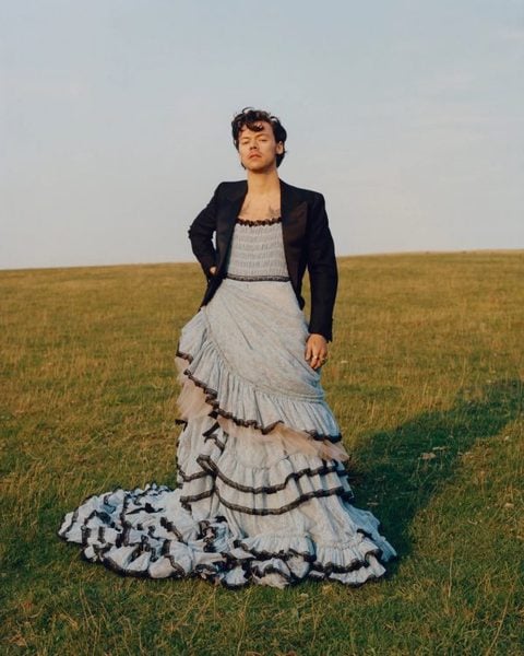 Do you think men should be allowed to wear skirts?