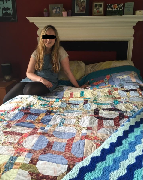 Any sewing aficionados? I need a stitch and bitch...