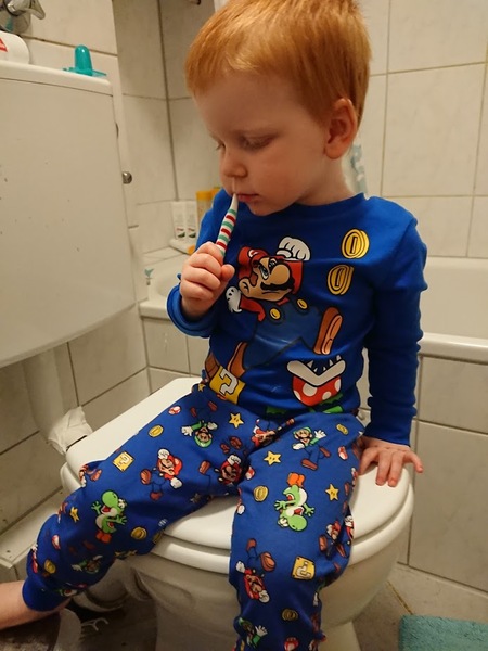 Super Mario