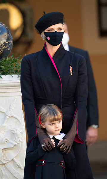 Royal style - how we love Kate in a red coat