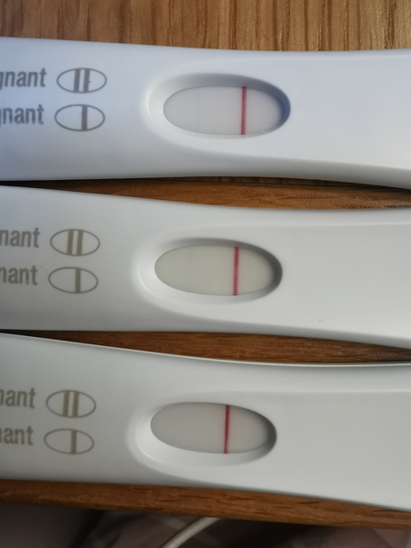 Vvvvvvv faint line or maybe no line ... 8dpo