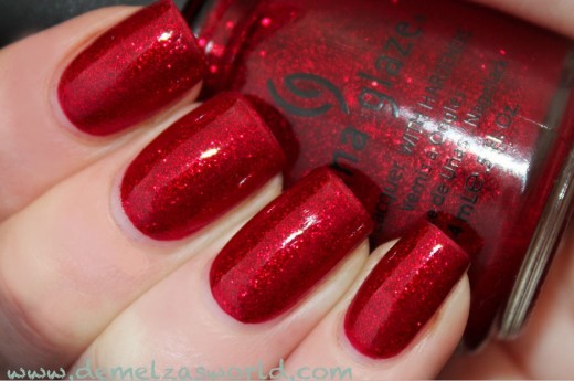 Christmas Red sparkly nail varnish