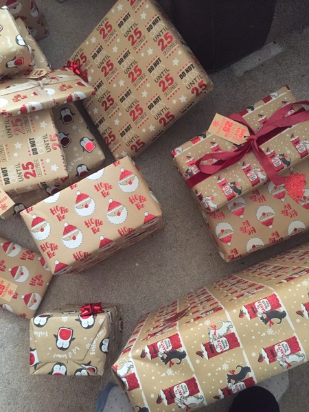 Can we have a Christmas wrapping thread?!