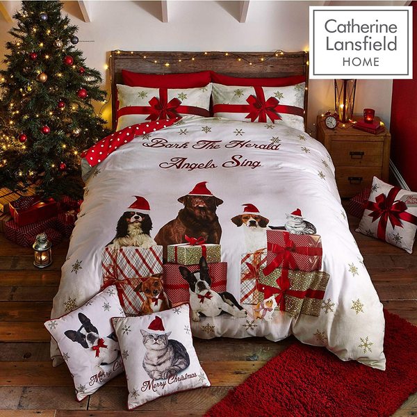 Show me your Christmas Bedding! 😁