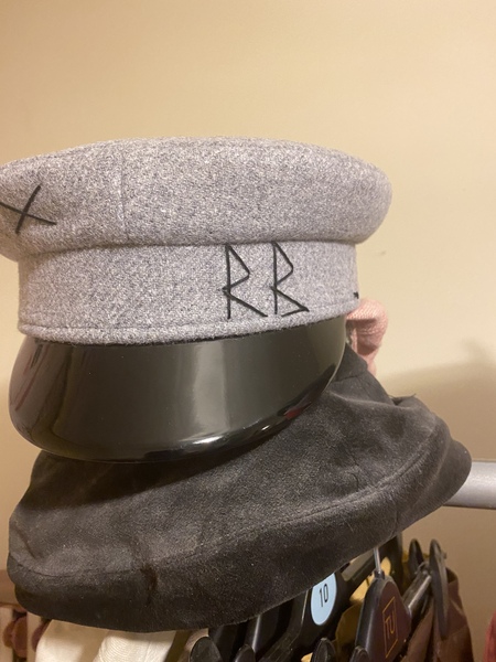 What hat?