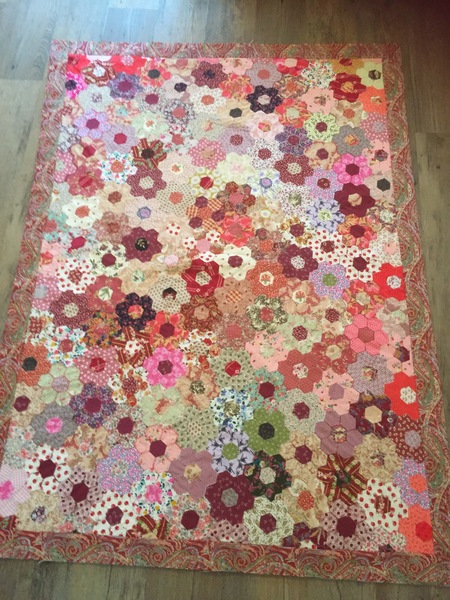 Any sewing aficionados? I need a stitch and bitch...