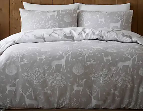 To think Christmas bedding is a waste.