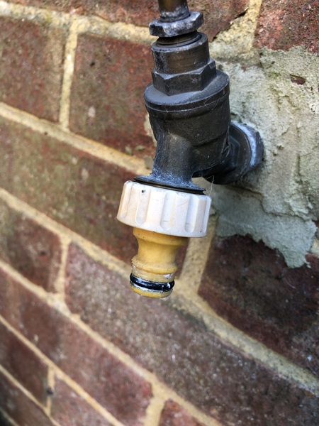 Can someone help me with a hose pipe problem please?