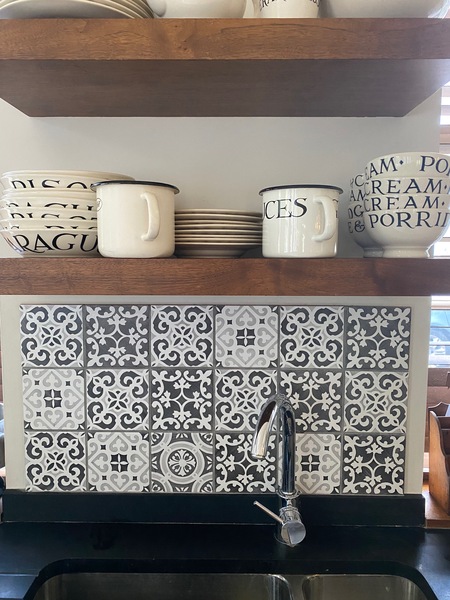 Open kitchen shelves- thoughts?