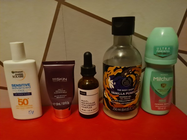 Beauty Hoarders anonymous - take pride in  your stride!!!