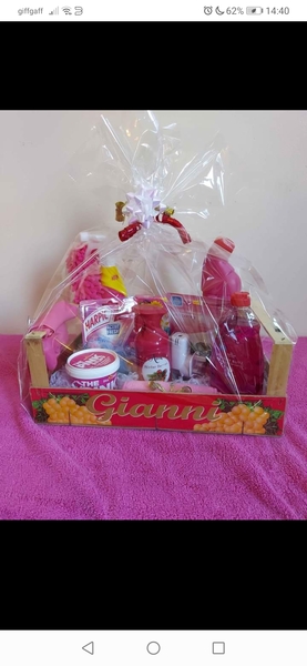 To not understand the trend for 'hampers' as presents