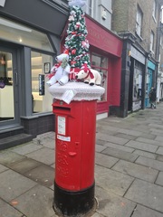 Knit, Crochet and Natter Thread