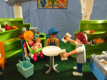 To help me with playmobil