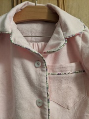 Any sewing aficionados? I need a stitch and bitch...