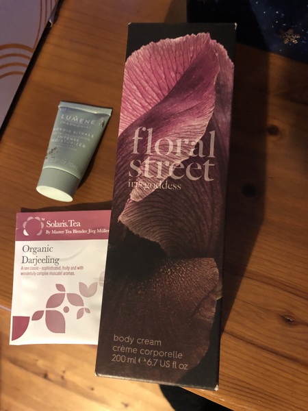 General beauty advent calendar discussion and swap thread