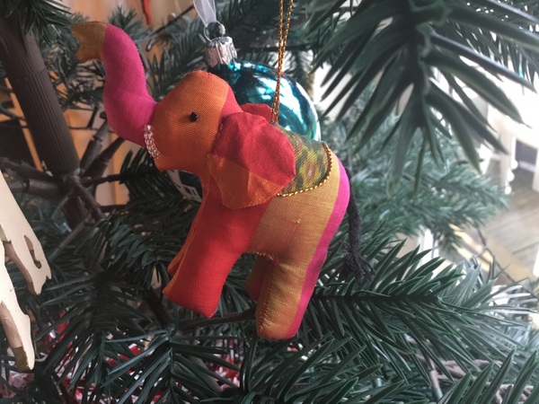Festive Fledglings Flap Frantically Towards A Calm, Clutter-free Christmas!