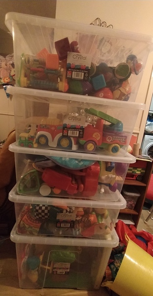 The countdown to Christmas - but still decluttering one item a day. Thread number 15