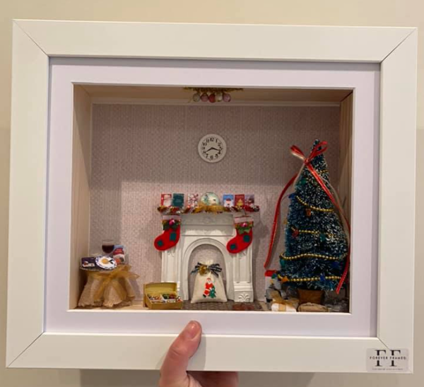 What's on your FB selling pages, the Christmas edition.