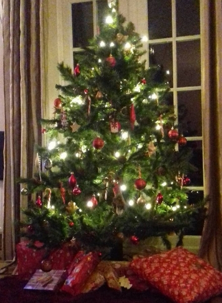 Balsam Hill tree - Rubbish!!