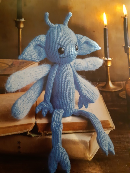 Knit, Crochet and Natter Thread