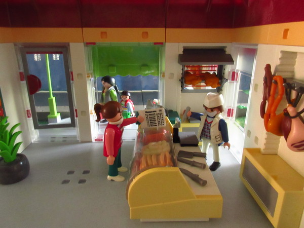 Playmobil pandemic in our house part 3