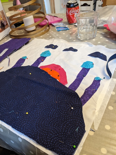 Any sewing aficionados? I need a stitch and bitch...