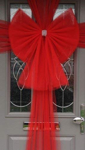 to wonder what happens to the new craze of door bows when it’s pissing down?