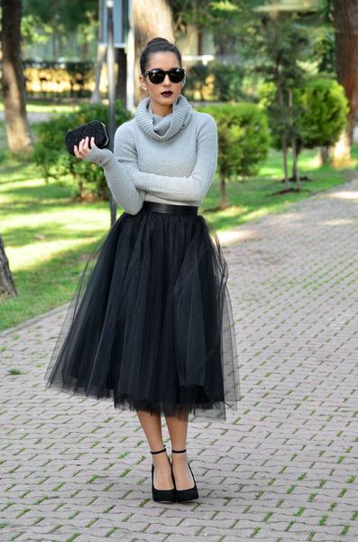 What makes someone look / seem classy?