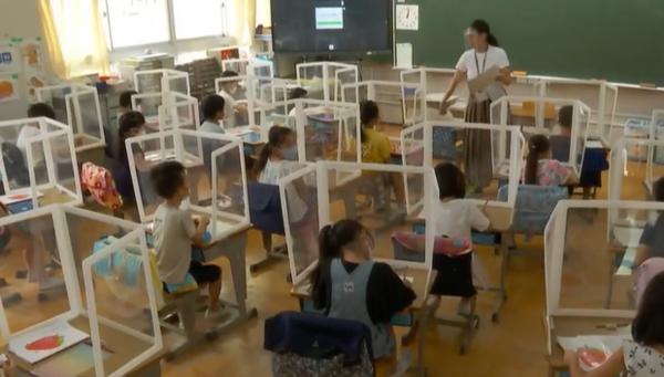 A safe space for parents and teachers who want schools fully open.